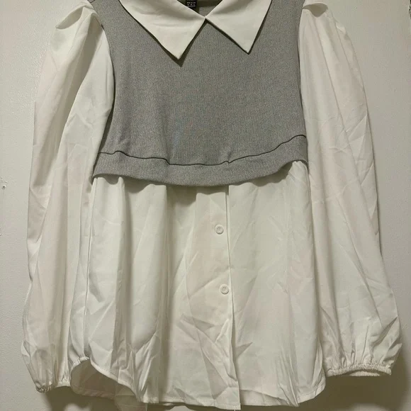 ✨Gray Layered Blouse M 🤍 Preppy Knit Vest Shirt Chic Style ✨ - Picture 4 of 6